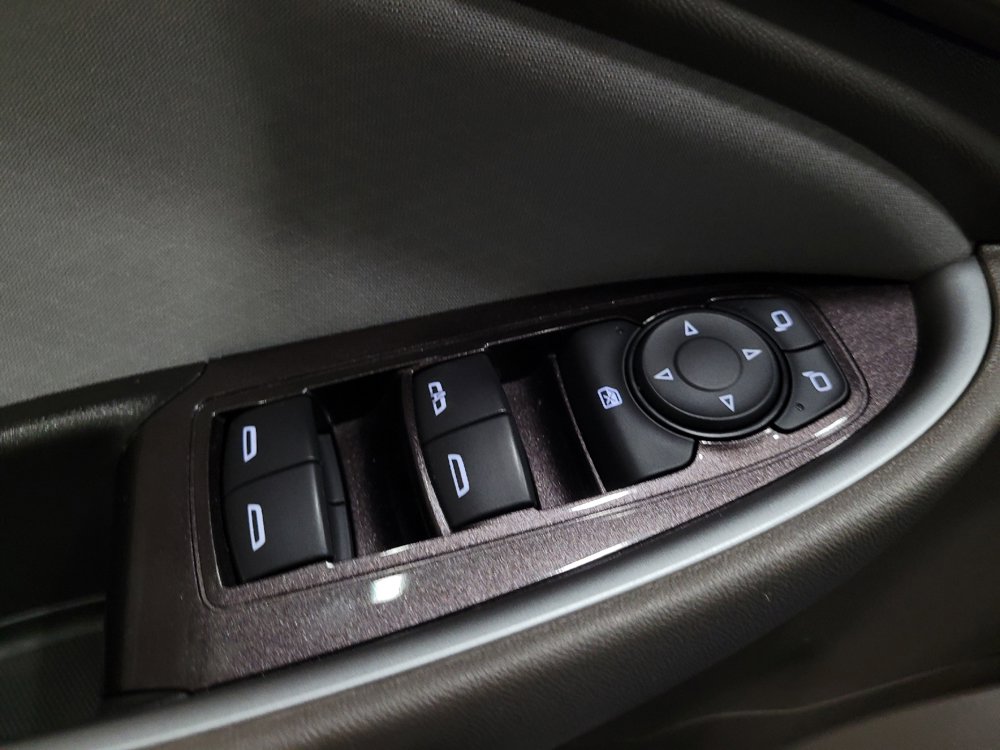 Used 2023 Chevrolet Malibu LT FWD image 27