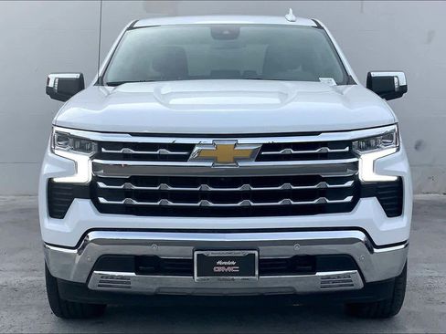 Used 2023 Chevrolet Silverado 1500 LTZ image 7
