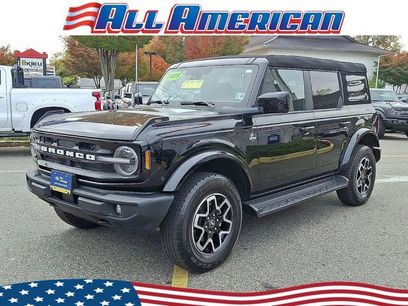 Certified 2025 Ford Bronco Outer Banks