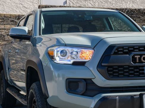 Used 2023 Toyota Tacoma Trail Edition w/ Trail Edition image 4