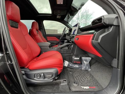 Used 2025 Toyota Tacoma TRD Pro image 21