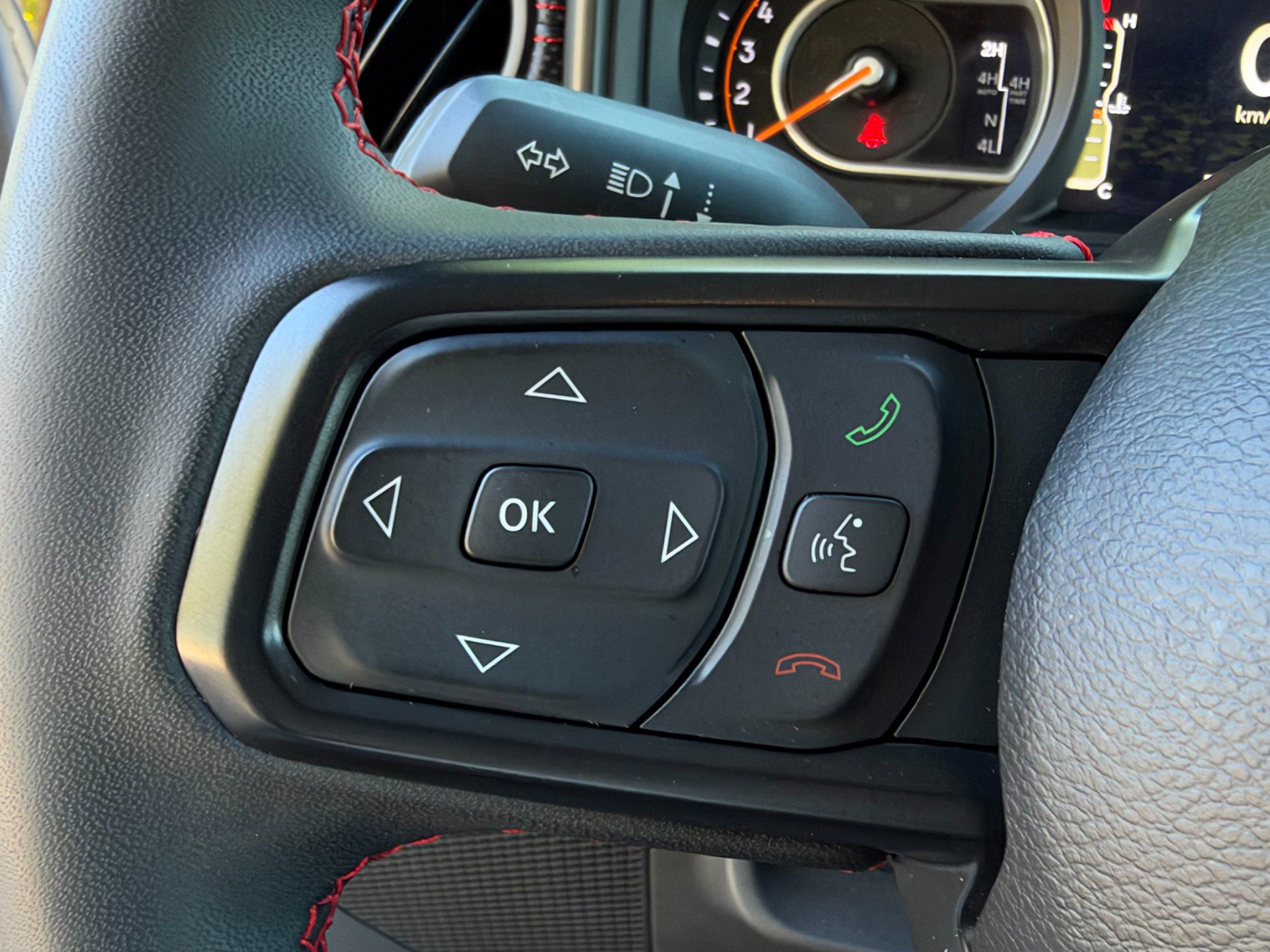 Used 2024 Jeep Wrangler Unlimited Rubicon AWD/4WD image 25