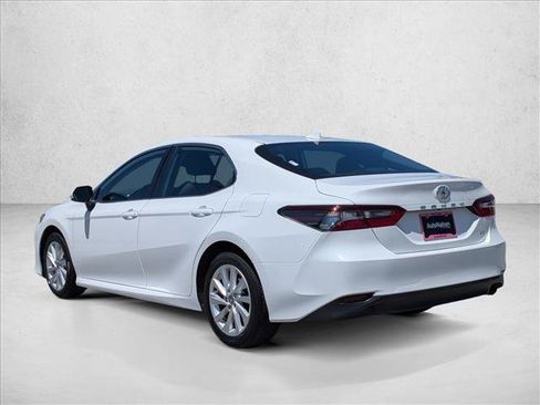 Used 2024 Toyota Camry LE FWD image 8