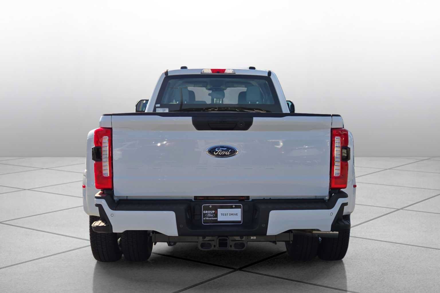 New 2026 Ford F350 XL w/ STX Appearance Package AWD/4WD image 4