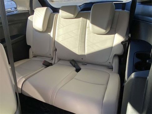 Used 2025 Honda Odyssey EX-L image 12
