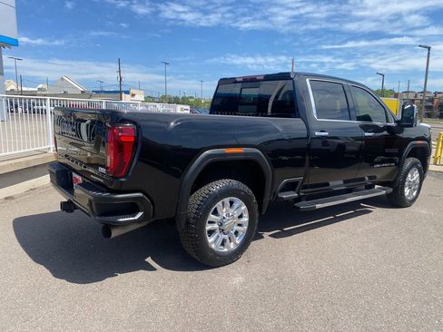 Used 2022 GMC Sierra 2500 Denali AWD/4WD image 5