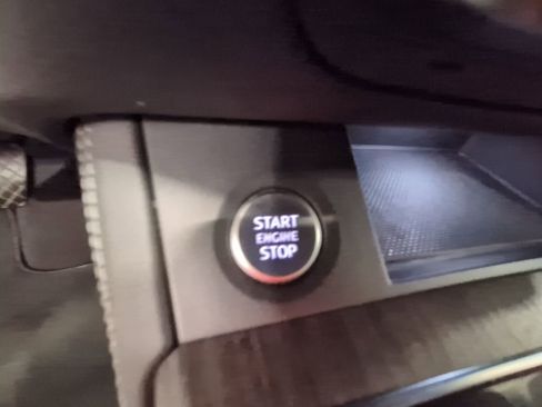 Used 2024 Audi Q5 2.0T Premium Plus image 16