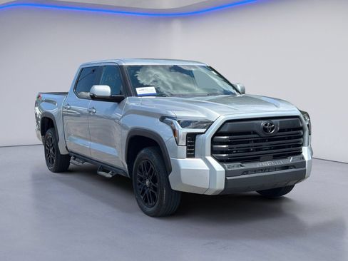 Used 2026 Toyota Tundra SR5 w/ SX Package AWD/4WD image 5