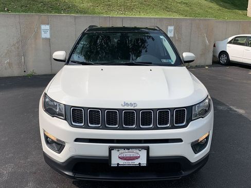 Used 2018 Jeep Compass Latitude w/ Popular Equipment Group AWD/4WD image 7