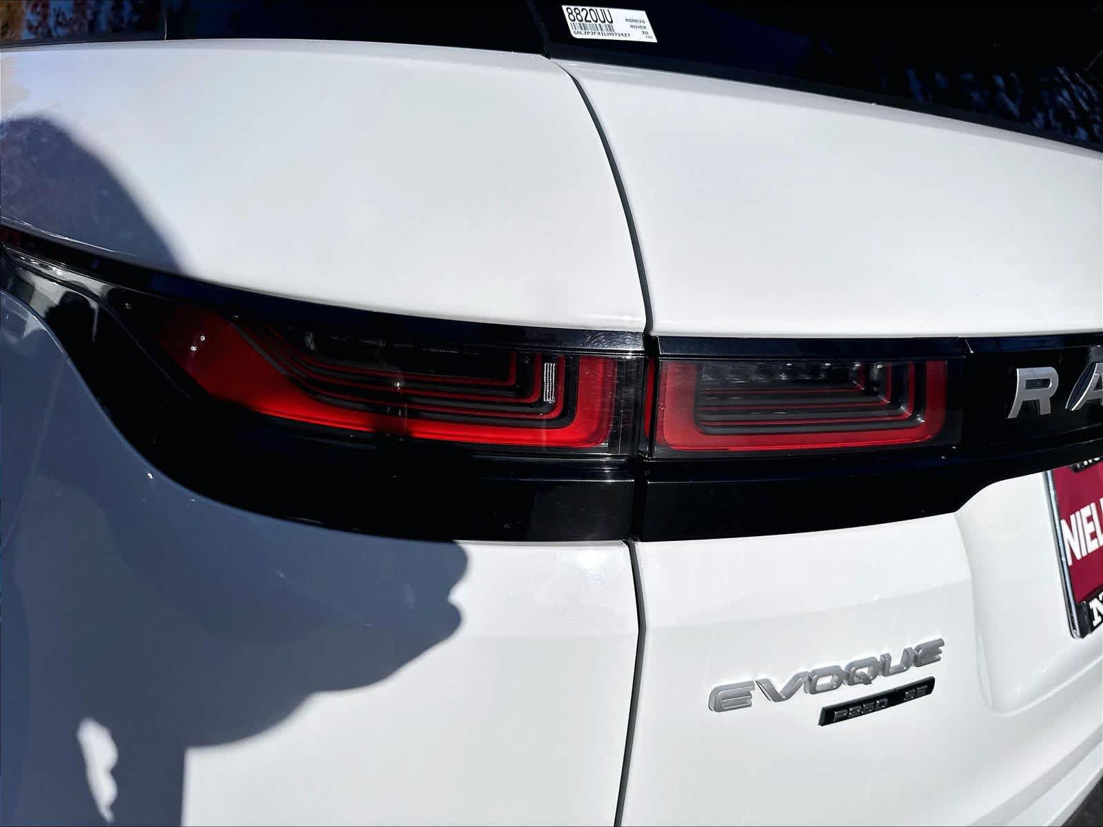 Used 2020 Land Rover Range Rover Evoque SE AWD/4WD image 34