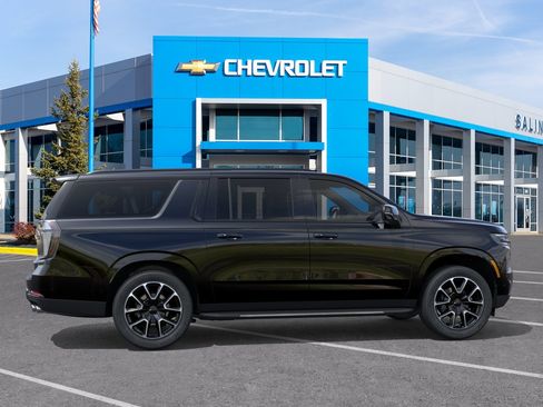 New 2026 Chevrolet Suburban RST AWD/4WD image 29