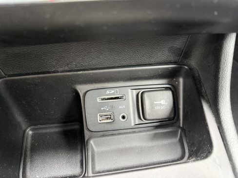 Used 2015 Jeep Cherokee Latitude image 26