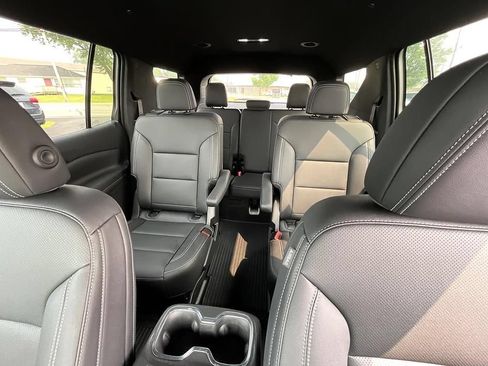 Used 2026 Chevrolet Traverse LT w/ LPO, Floor Liner Package AWD/4WD image 30