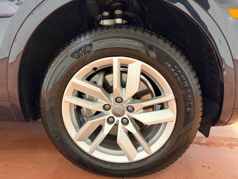 Used 2020 Audi Q5 2.0T Premium w/ Convenience Package image 13