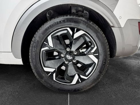 Used 2023 Kia Niro Wave FWD image 32