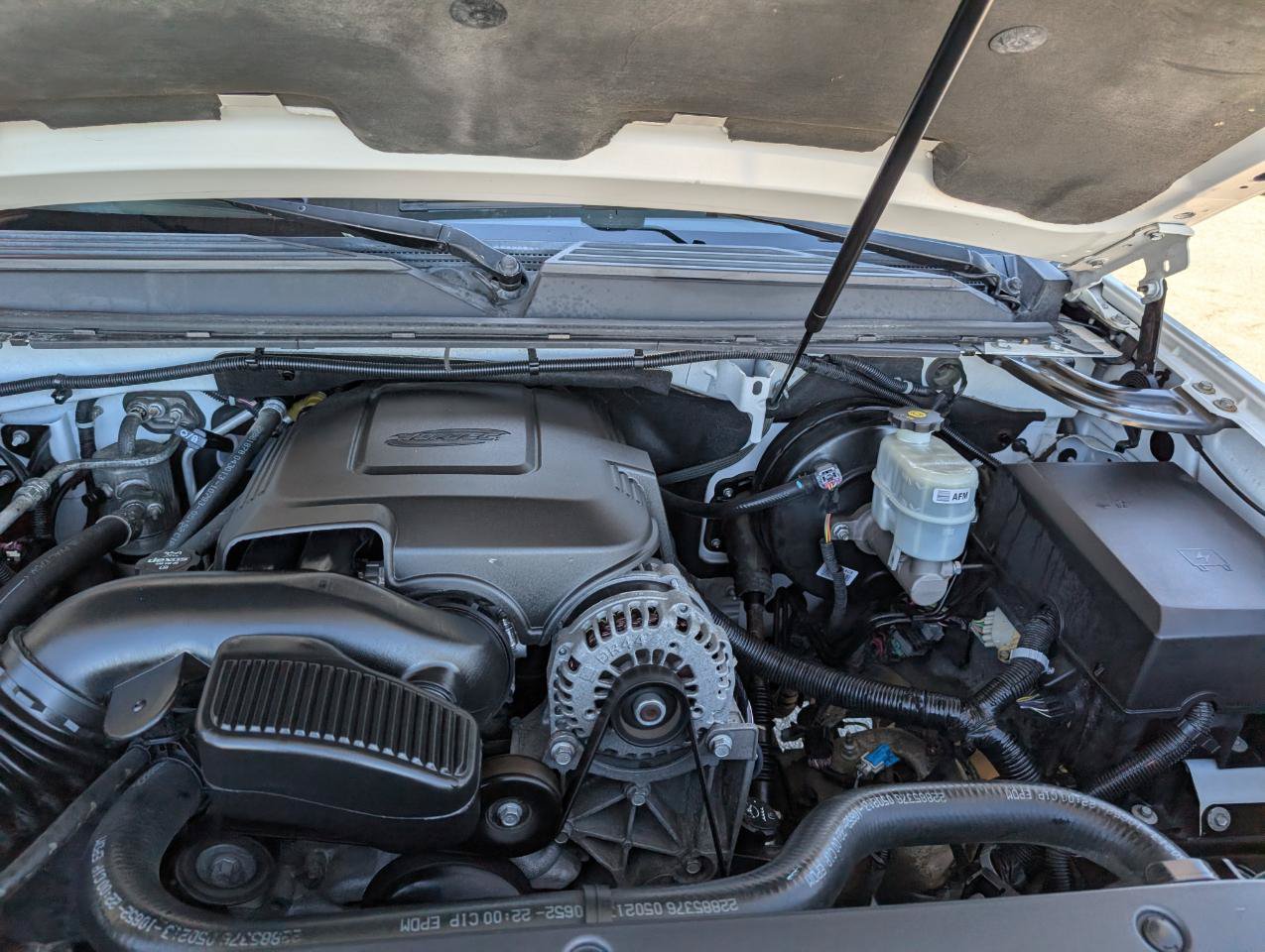 Used 2013 GMC Yukon Denali RWD image 29