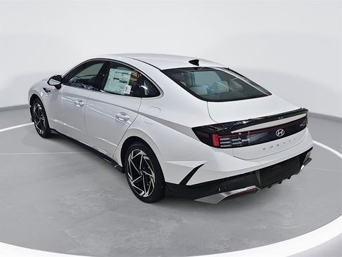 New 2026 Hyundai Sonata SEL image 7