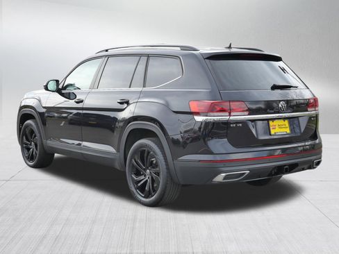 Certified 2023 Volkswagen Atlas SE w/ Black Wheel Package AWD/4WD image 5