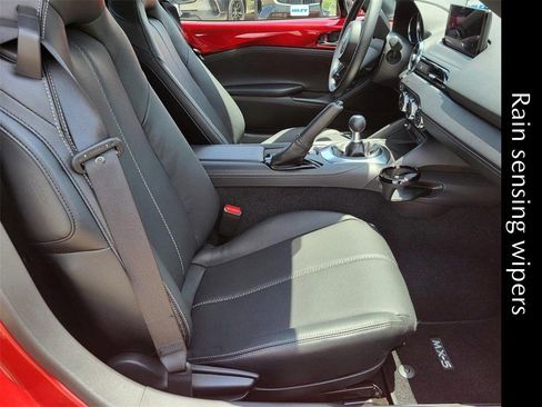 New 2025 MAZDA MX-5 Miata RF Grand Touring image 14