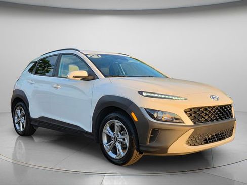 Used 2023 Hyundai Kona SEL w/ Convenience Package FWD image 8