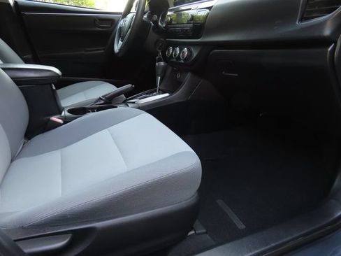 Used 2014 Toyota Corolla L FWD image 29