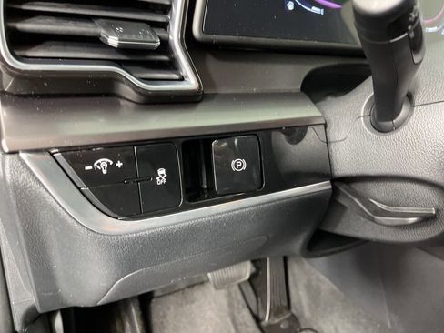Used 2023 Kia Sportage EX FWD image 26