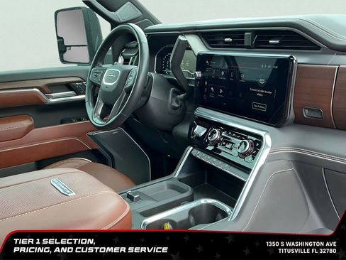 Used 2024 GMC Sierra 3500 Denali Ultimate AWD/4WD image 14
