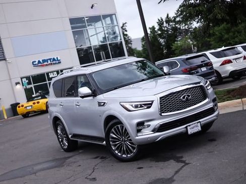 Used 2018 INFINITI QX80 4WD w/ Driver Assistance Package image 2