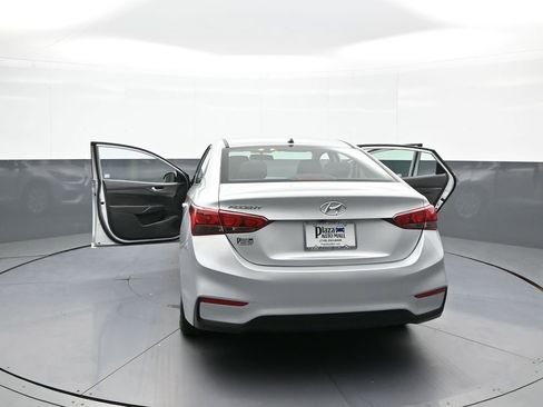 Certified 2021 Hyundai Accent SE FWD image 46