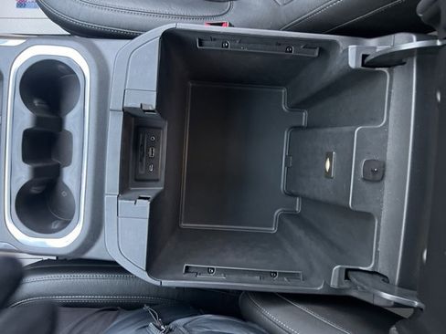 Used 2019 GMC Sierra 1500 SLT w/ SLT Premium Plus Package image 26