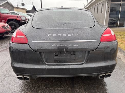 Used 2010 Porsche Panamera Turbo image 4