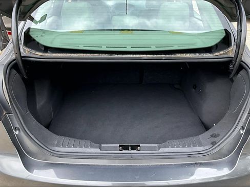 Used 2015 Ford Focus SE image 34