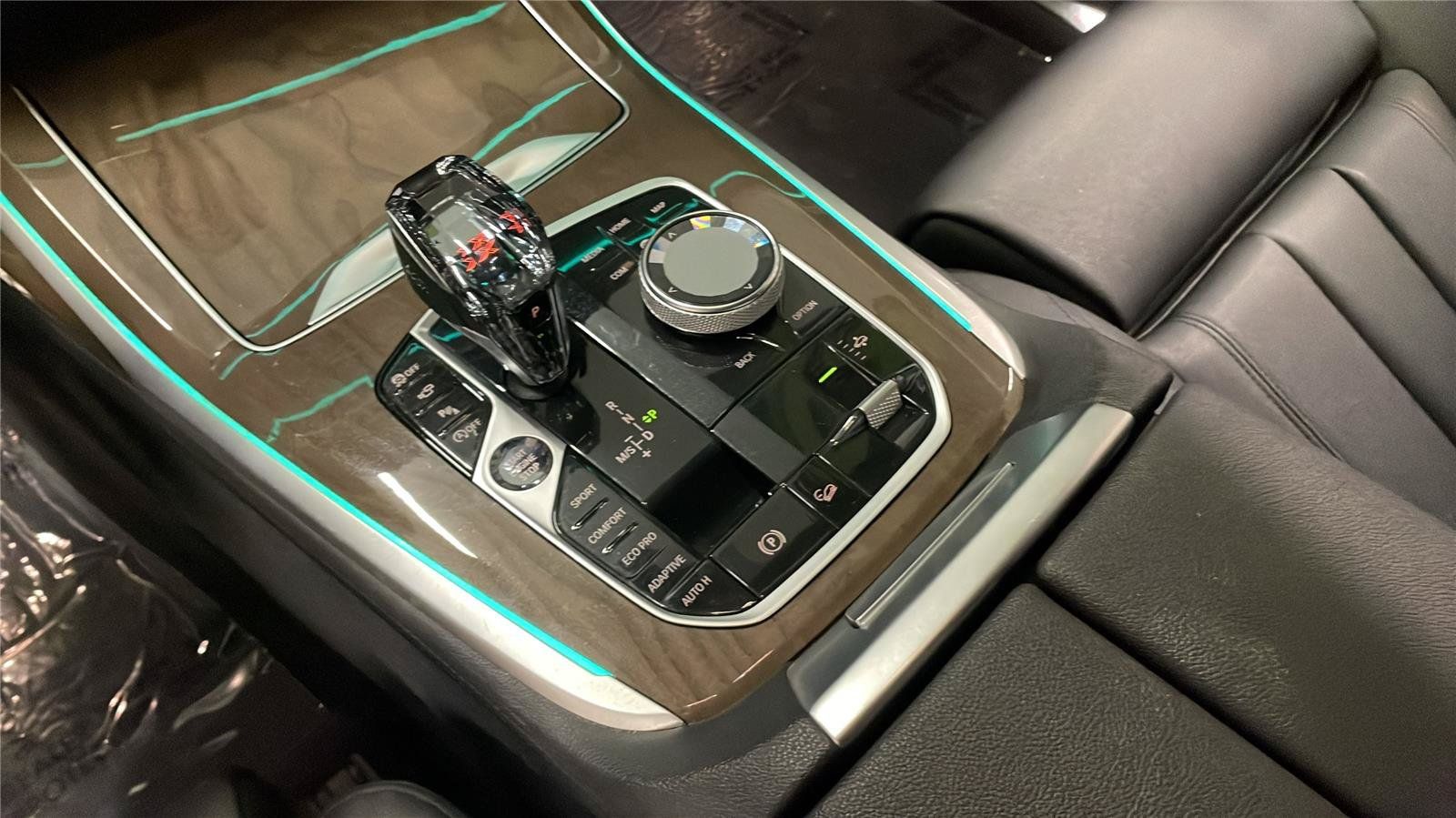 Used 2020 BMW X7 xDrive40i w/ Parking Assistance Package AWD/4WD image 19