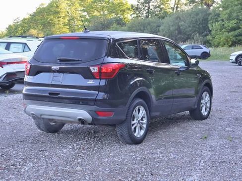 Used 2019 Ford Escape SE AWD/4WD image 9
