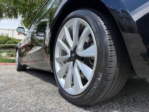 Used 2019 Tesla Model 3 Standard Range Plus RWD image 12