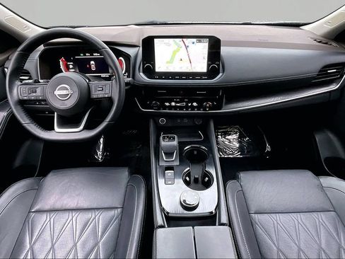 Used 2023 Nissan Rogue Platinum w/ Platinum Premium Package AWD/4WD image 9