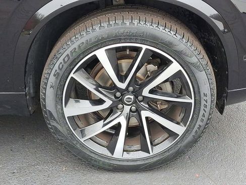 Used 2023 Volvo XC90 B5 Plus w/ Protection Package Premier image 11