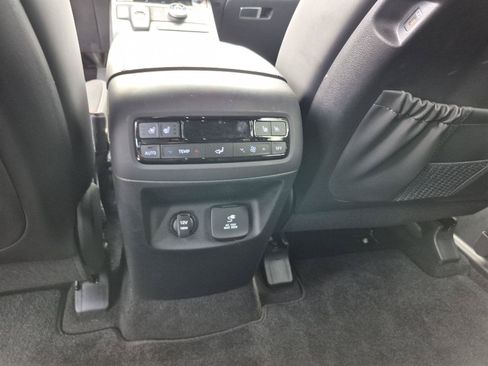 Used 2024 Hyundai Palisade Calligraphy AWD/4WD image 11