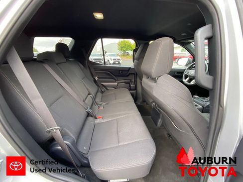 Certified 2025 Toyota 4Runner SR5 AWD/4WD image 19