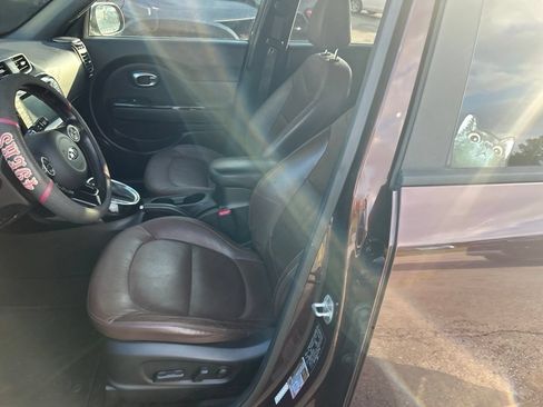 Used 2017 Kia Soul + w/ Option Group 041 FWD image 13