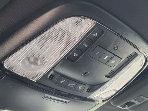 Used 2023 Dodge Durango GT AWD/4WD image 21