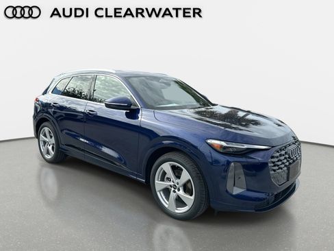 New 2025 Audi Q5 Prestige image 6