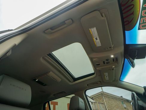 Used 2019 GMC Yukon Denali w/ Denali Ultimate Package image 34