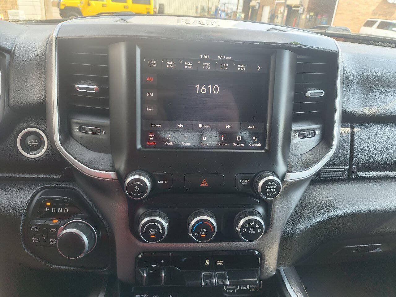 Used 2019 RAM 1500 Big Horn AWD/4WD image 25