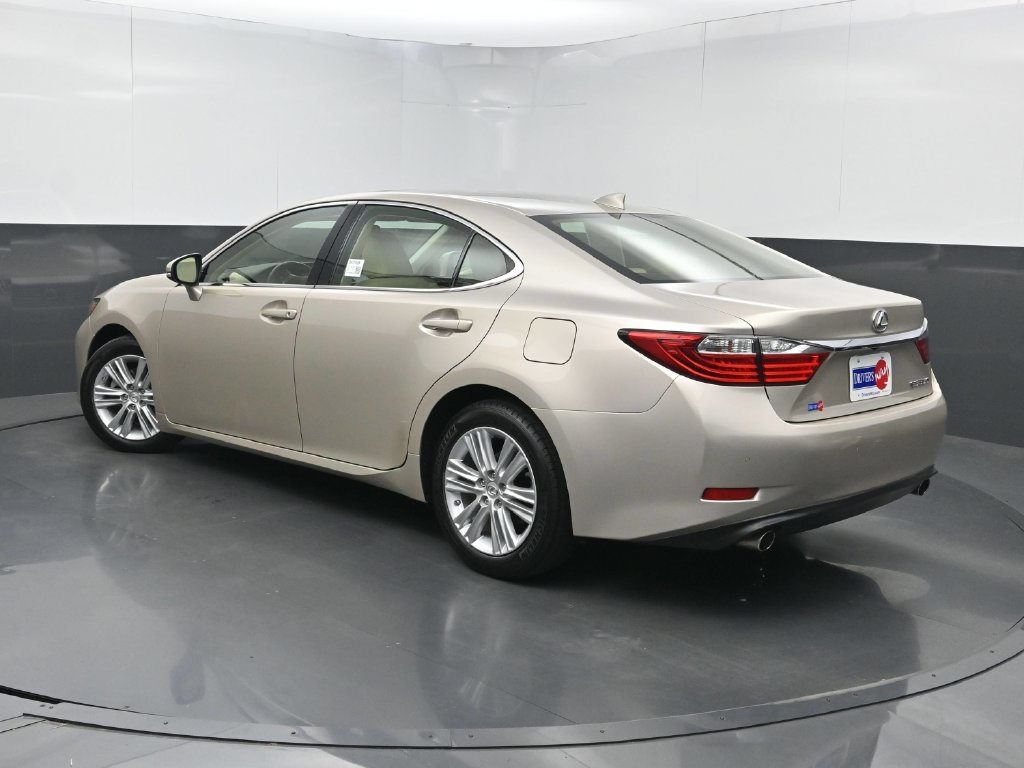 Used 2015 Lexus ES 350 w/ Premium Package FWD image 21