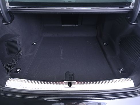 Used 2023 Audi A8 L 3.0T image 15