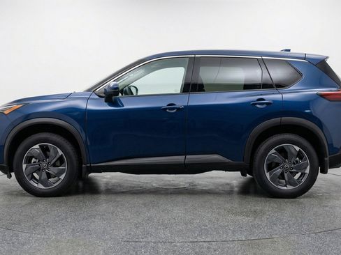 Used 2025 Nissan Rogue SV AWD/4WD image 5