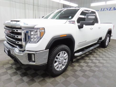 Used 2022 GMC Sierra 2500 SLE w/ SLE Value Package; image 6