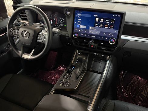 Used 2024 Lexus GX 550 AWD/4WD image 45
