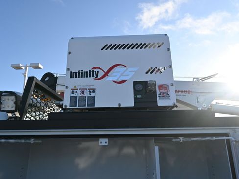 New 2026 Ford F750 2WD SuperCab Super Duty image 36